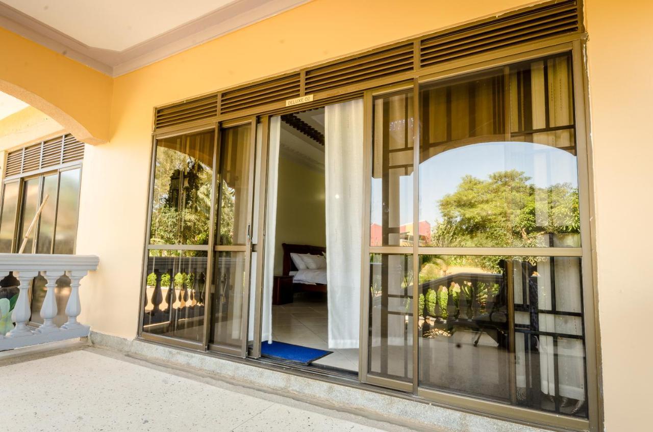 Las Vegas Garden Hotel Kampala Exterior foto